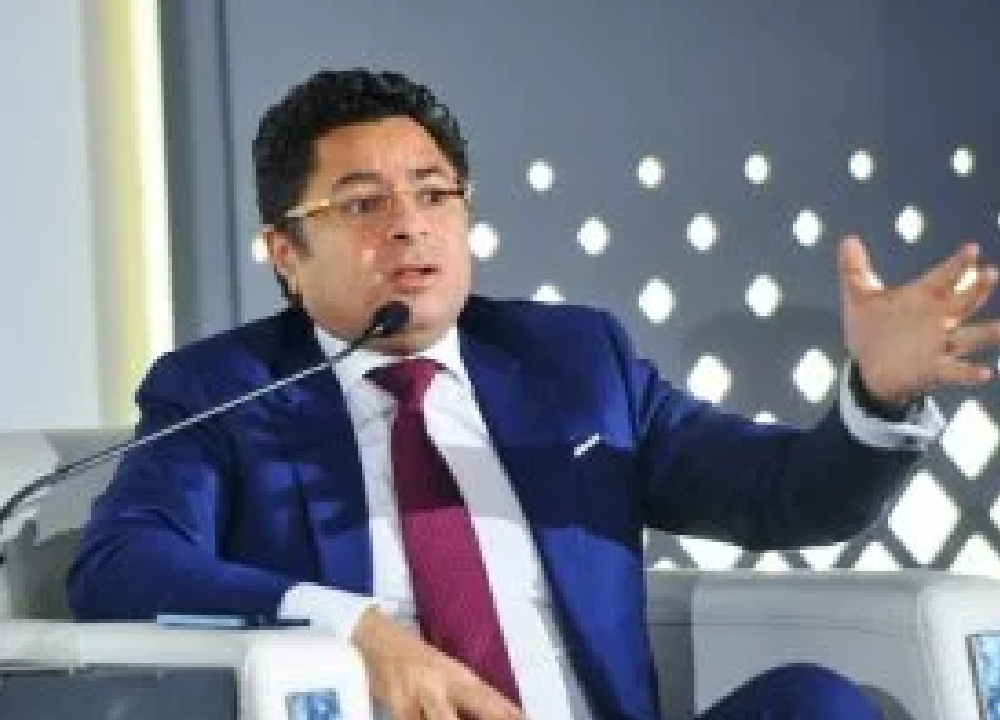 خالد أبو بكر يشدد على أهمية الرقابة الصارمة على محتوى الكتب في المعارض